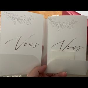 2 Beautiful Silver & White Wedding Vow Books 👰🏼